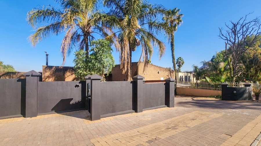 4 Bedroom Property for Sale in Schoemansville North West